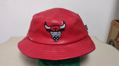 Research & Development CHICAGO BULLS Red Bucket Hat Size L/XL Basketball