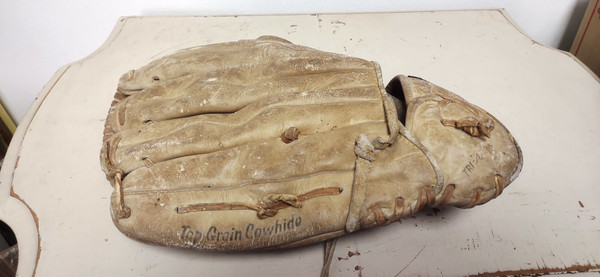 Louisville Slugger LSG10 BIG DADDY Baseball Softball Glove 11.5" RHT