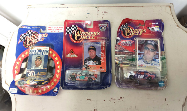 Lot 3: 1998 & 2002 Winner's Circle 1:64 Diecast Mayfield Green Labonte - Damaged