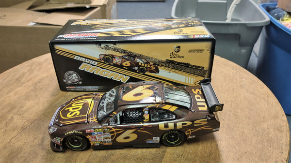 Signed 2009 Action Racing Collectables Platinum 1:24 #6 David Ragan/UPS /3423