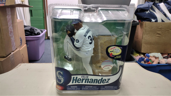2013 McFarlane Sports Picks MLB Series 31 FELIX HERNANDEZ Seattle NEW f1 f10