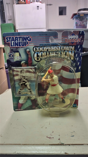 1999 Edition Starting Lineup Cooperstown Collection PEPPER DAVIS Figurine f6