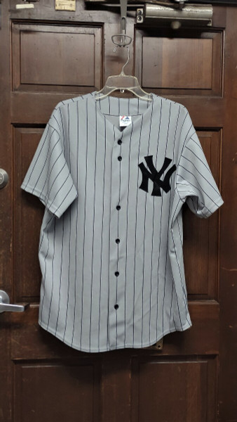 Vtg Majestic New York Yankees Baseball Jersey Gray Pinstripe Men's Size L BF99