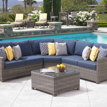 Bainbridge Outdoor 4 piece Sectional Set