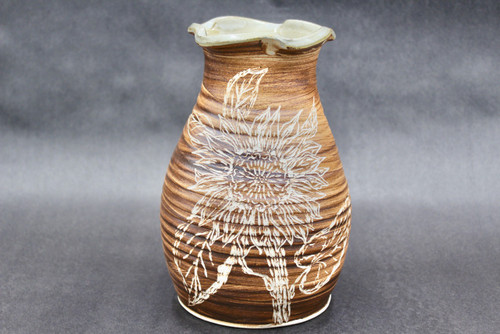  Large Collaborative Flower Vase, Roughly 8.5" tall and 5.5" wide (SK0810)