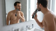 Tailler sa barbe comme un barbier : tondeuse, ciseaux, huile