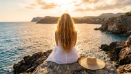 UV et cheveux : la photo-dégradation expliquée simplement
