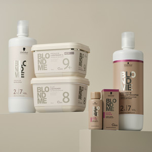 Crème Blondeur à Nuancer BlondMe Blonde Glow Toner 60ml