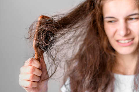 Pourquoi perd-on plus de cheveux au printemps ? 