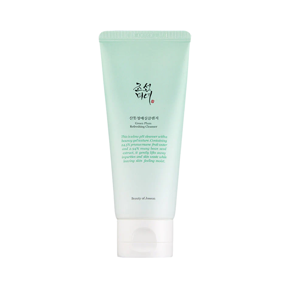 Green Plum Refreshing Cleanser 145ml