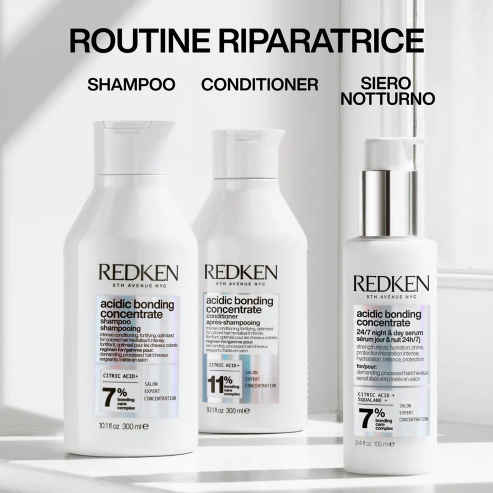 Redken Acidic Protein Amino Concentrate 10 x 10 ml, concentré professionnel enrichi en protéines et acides aminés pour réparer et renforcer les cheveux abîmés et sensibilisés.