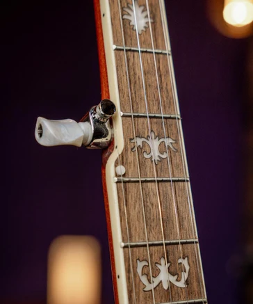The Freedom 5 String Banjo (Bluegrass, 22 Fret) (s)