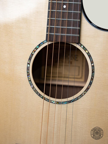 No.3 Rathbone Double Top Grand Auditorium Carbon Fibre R3BCE