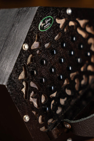 Wren Concertina - The Wren 2 Anglo Concertina (30 Button)