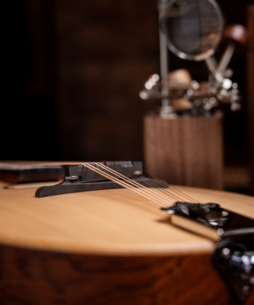 [NEW] McNeela Natural Two-Tone A-Style Mandolin