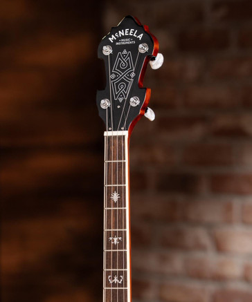 The Celt Banjo Set by McNeela (Tenor, 4 String, 19 Fret)