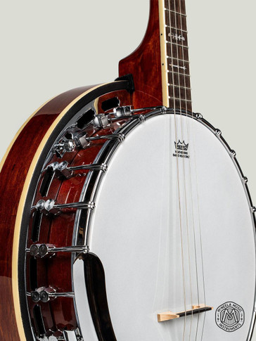 The Celt Banjo Set by McNeela (Tenor, 4 String, 19 Fret)