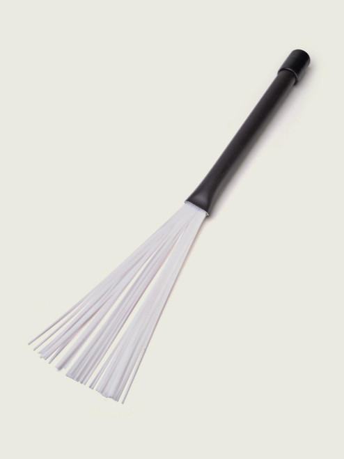 Retractable Nylon Brush Beater