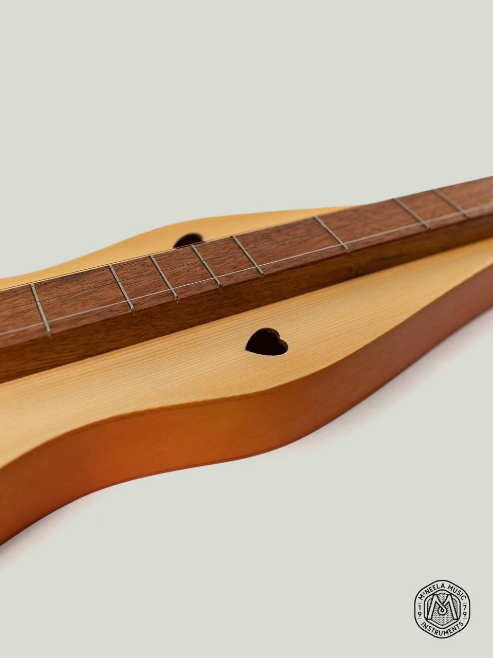 マウンテンダルシマー　mountain dulcimar made in ＵＳＡ McSpadden Mountain Dulcimer, 4-string, Walnut and Redwood