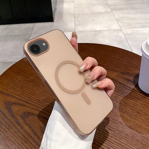 iPhone 16e / 17e Ice Fog MagSafe PC Phone Case - Gold