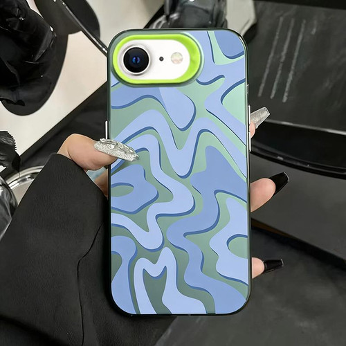 iPhone 16e / 17e Wavy Stripes Pattern Frosted IMD 2-in-1 PC Phone Case - Green