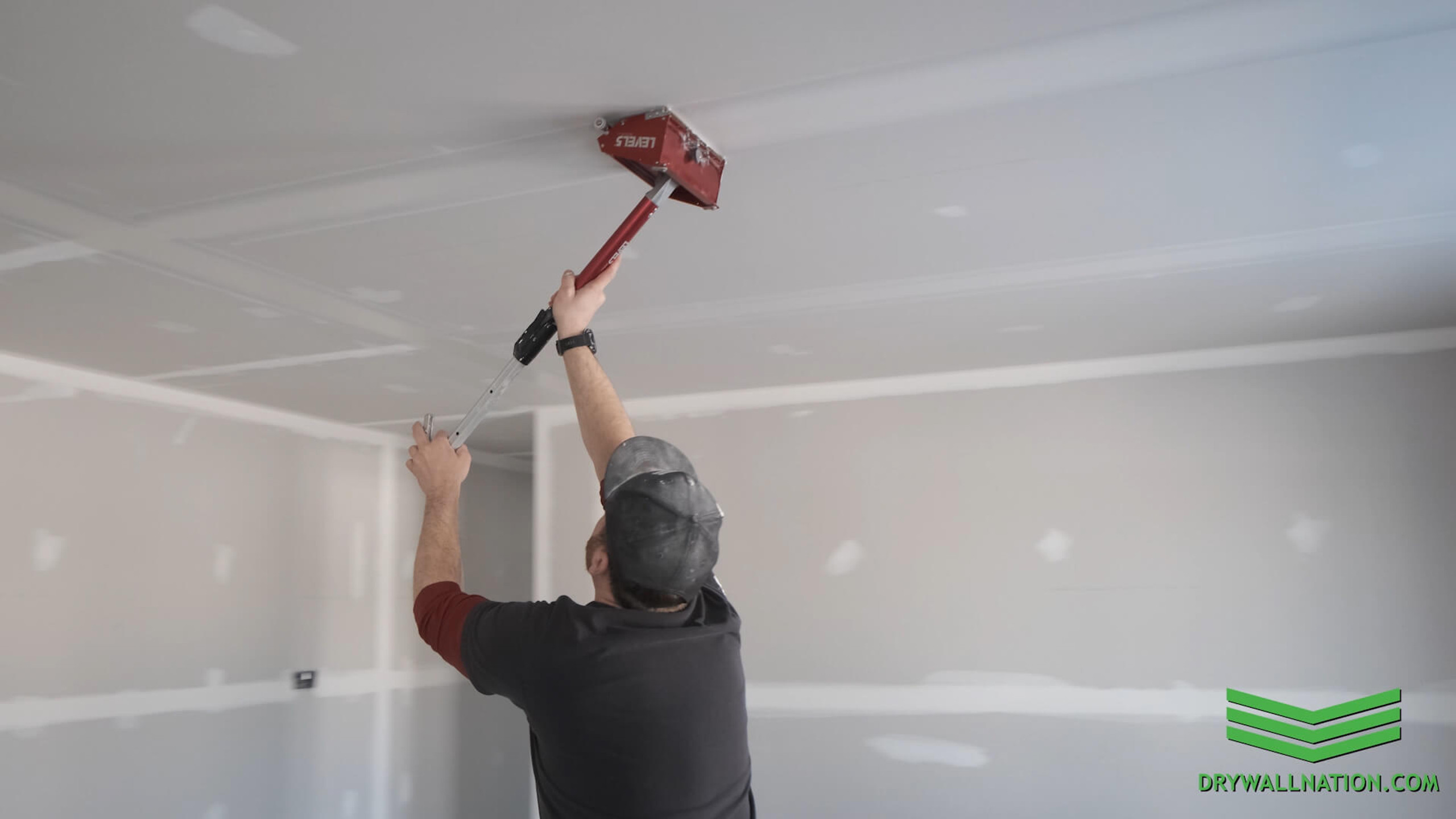 How to Use a Drywall Flat Box on Ceilings LEVEL5 Tools LLC.