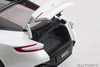  AUTOArt 1/18 Aston Martin DB11 (Metallic White) Finished Model 