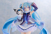  Good Smile Company Snow Miku x Kuromi 1/7 Figure (Character Vocal Series 01: Hatsune Miku) 