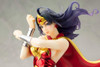 Kotobukiya DC052 DC Comics Bishoujo Armored Wonderwoman 2nd Edition 1/7 Scale Figure