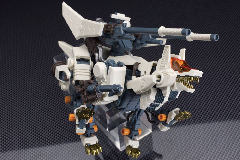 Rakiさま専用 Dimoo3体 HMM ZOIDS 1/72 RHI-3 Command Wolf Repackage Ver. Plastic Model