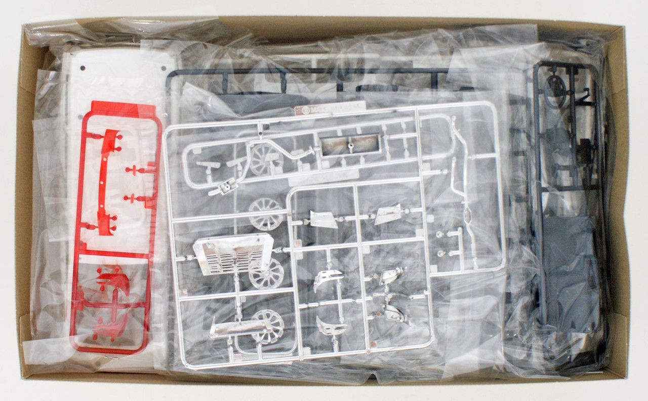 NEXT Car 1/24 Alphard GF3.5L Pre-Painted Plastic Model
