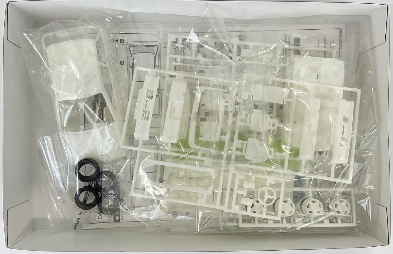 Inch Up 1/24 No. 149 Daihatsu Leeza Z Turbo Aero Plastic Model