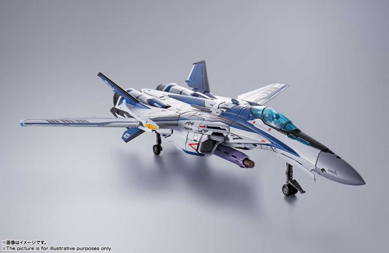 マクロス クラシック Bandai DX Chogokin Macross Frontier VF-25 Messiah Valkyrie