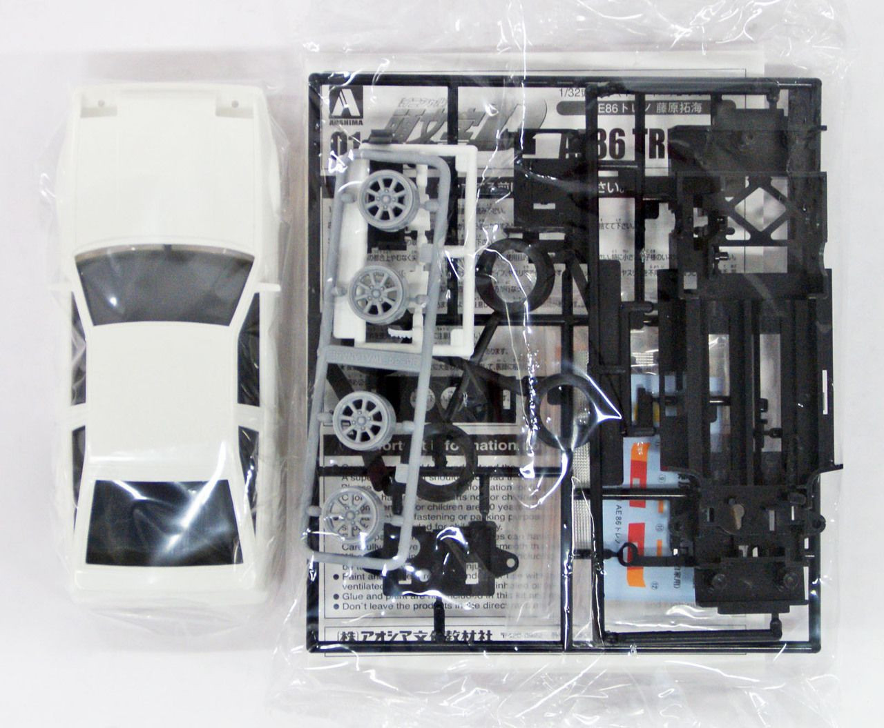 Initial D 1/32 Takumi Fujiwara AE86 Trueno Plastic Model