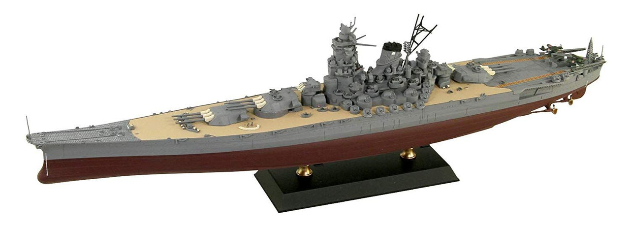 1/700 IJN Battleship Yamato Late Type (Pre-Painted) Plastic
