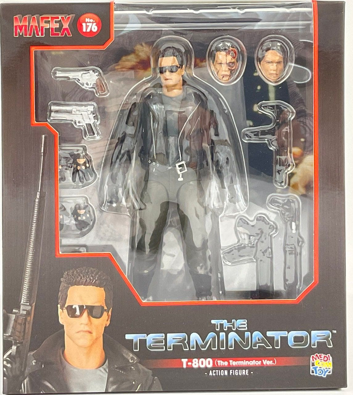 MAFEX No. 176 The Terminator T-800 Action Figure