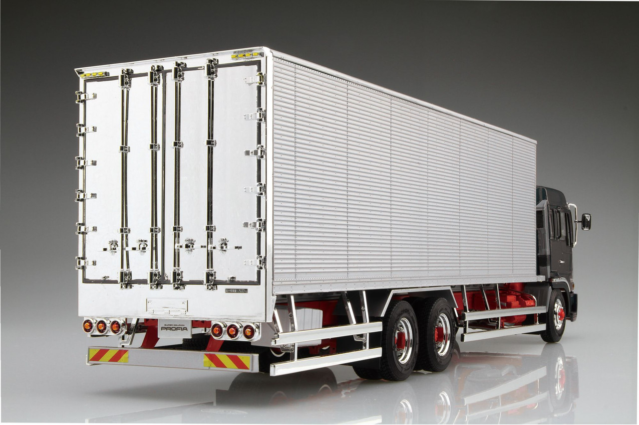 Heavy Freight 1/32 Hino Profia Teravie FR Histar Short