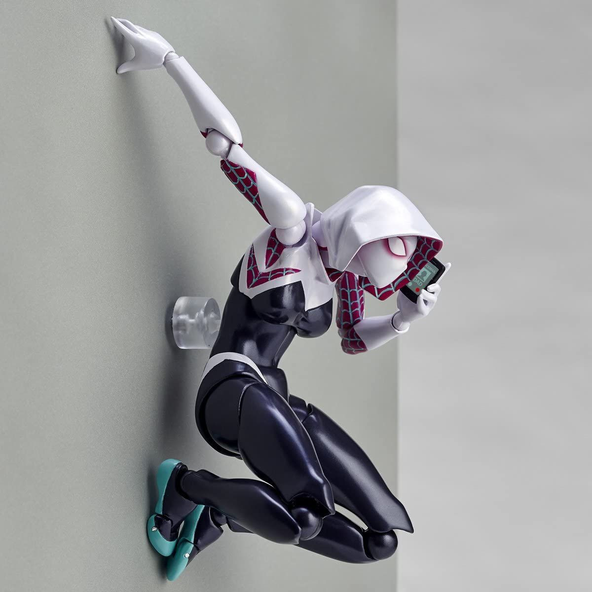 Amazing Yamaguchi No.004 Spider-Gwen Revoltech Figure