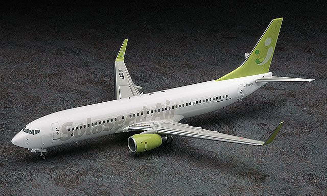 1/200 Solaseed Air Boeing 737-800 Plastic Model