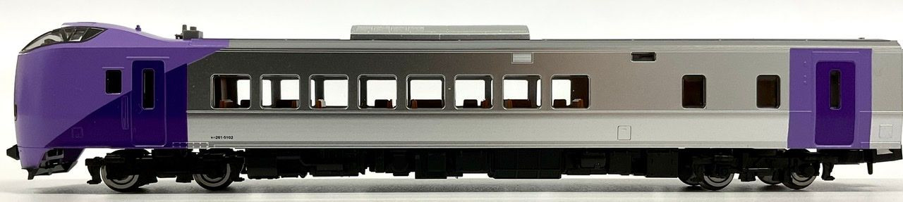 98487 JR Series KIHA 261-5000 Limited Express Diesel Car (Lavender