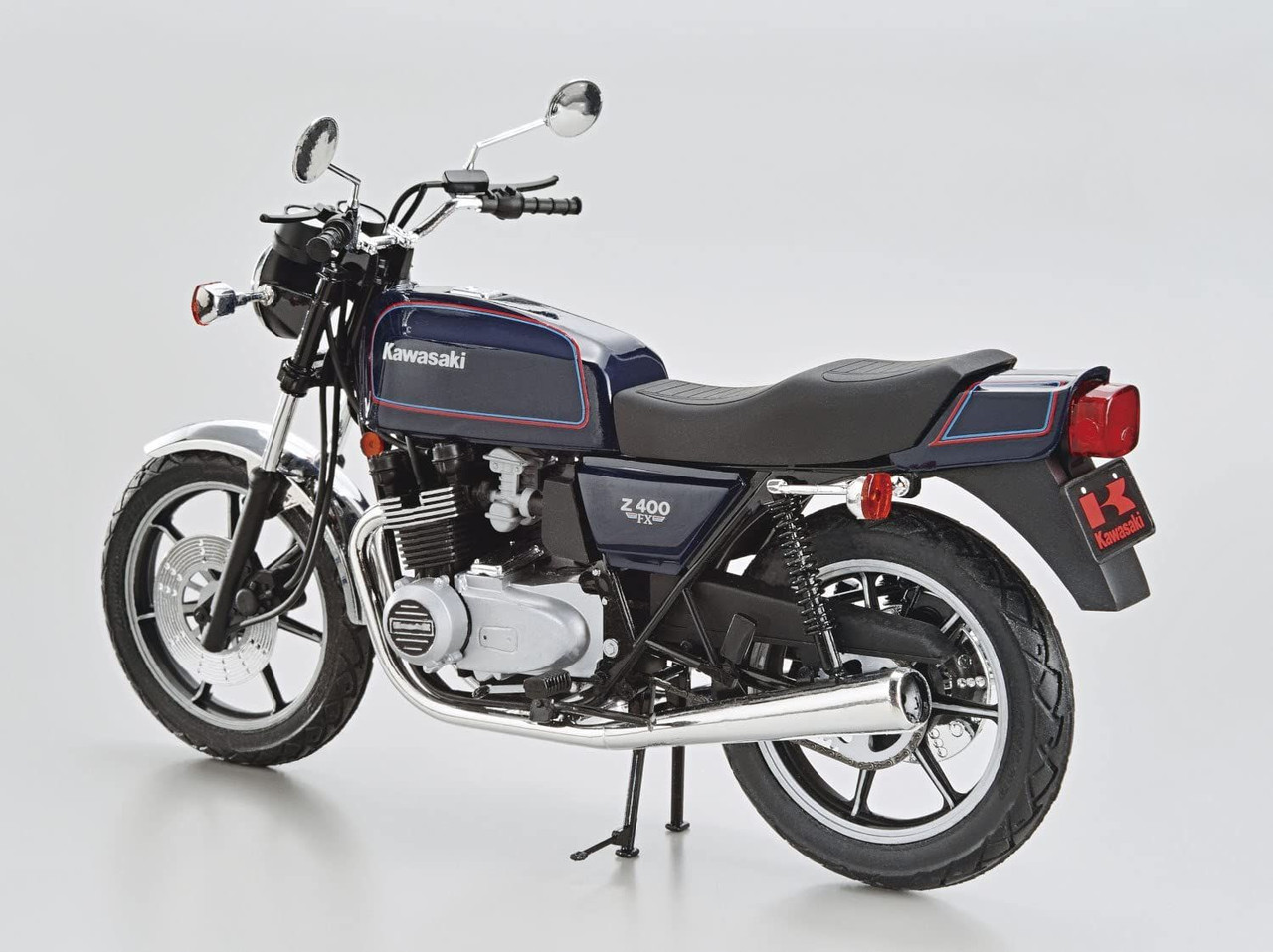 アオシマ 1/12 カワサキ Z400FX 完成品 パールホワイト バイク プラモ 