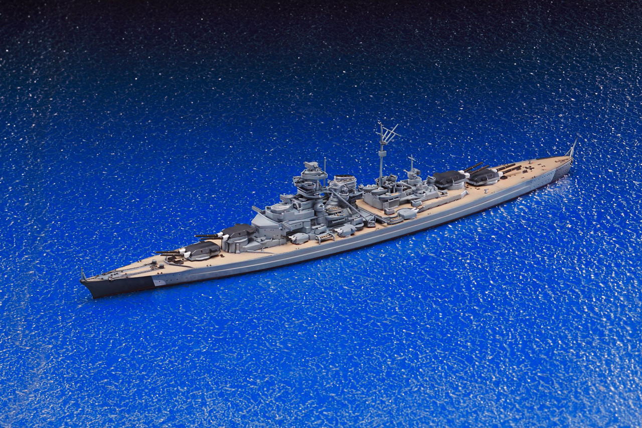 Waterline 1/700 German Battleship Bismarck Plastic Model