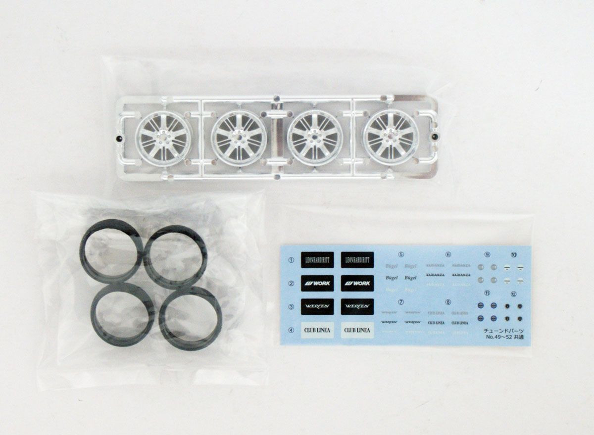 Tuned Parts 1/24 Work Varianza F2S 20inch Tire & Wheel Set