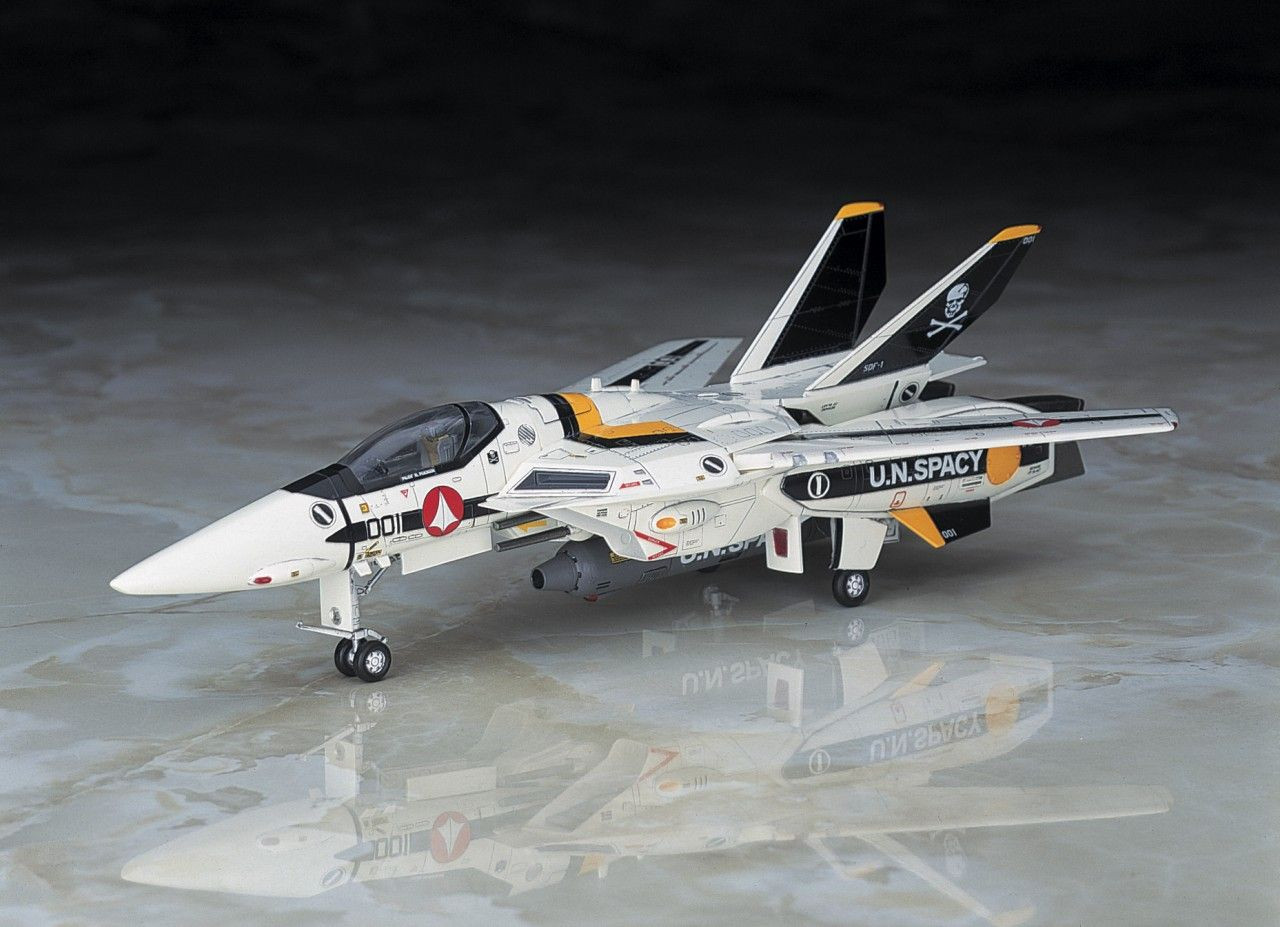 1/72 Macross VF-1 A/J/S Valkyrie Plastic Model
