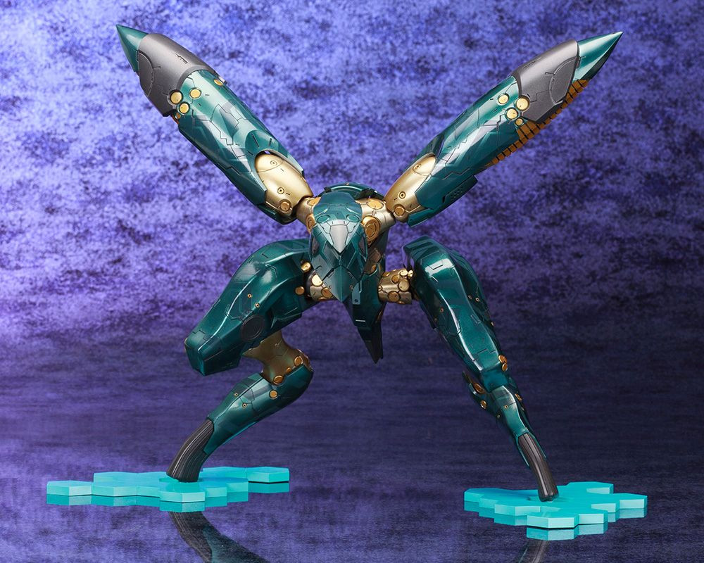 1/100 Metal Gear Ray Plastic Model (Metal Gear Solid 4)