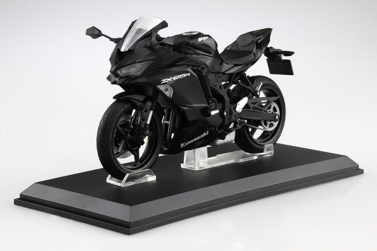 SKYNET 1/12 KAWASAKI Ninja ZX-25R (Metallic Spark Black) Finished 