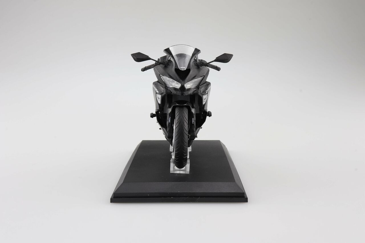 SKYNET 1/12 KAWASAKI Ninja ZX-25R (Metallic Spark Black) Finished 