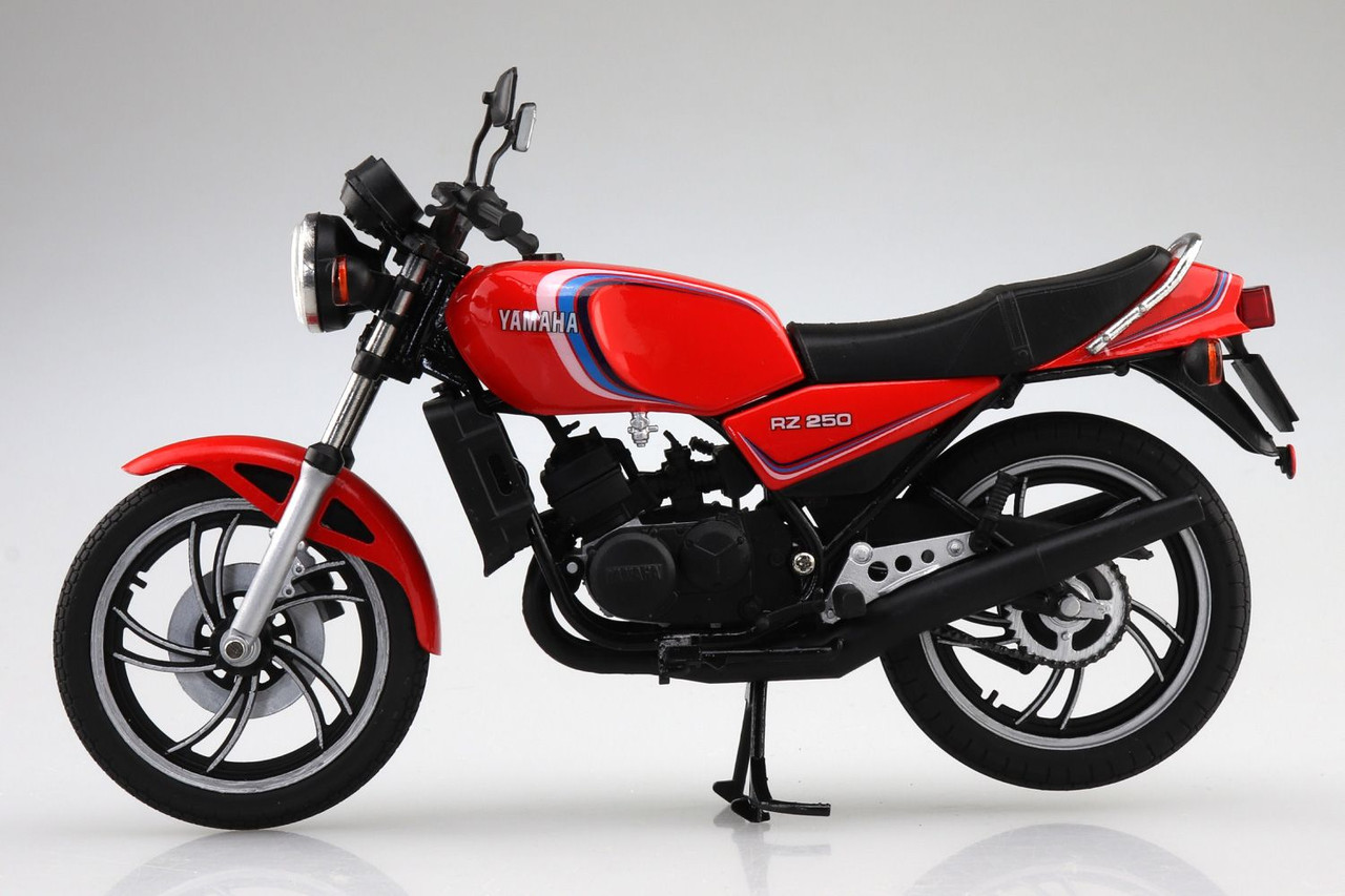 ナチュラルネイビー ツクダホビー YAMAHA RZ250 メタルコレクション