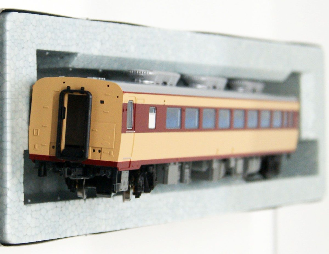 Kato HO 1-609 Passenger Car KIHA 80 (HO scale)