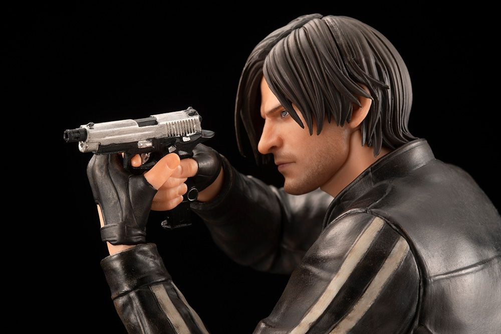 ARTFX Leon S. Kennedy Renewal Package 1/6 Figure (Resident Evil